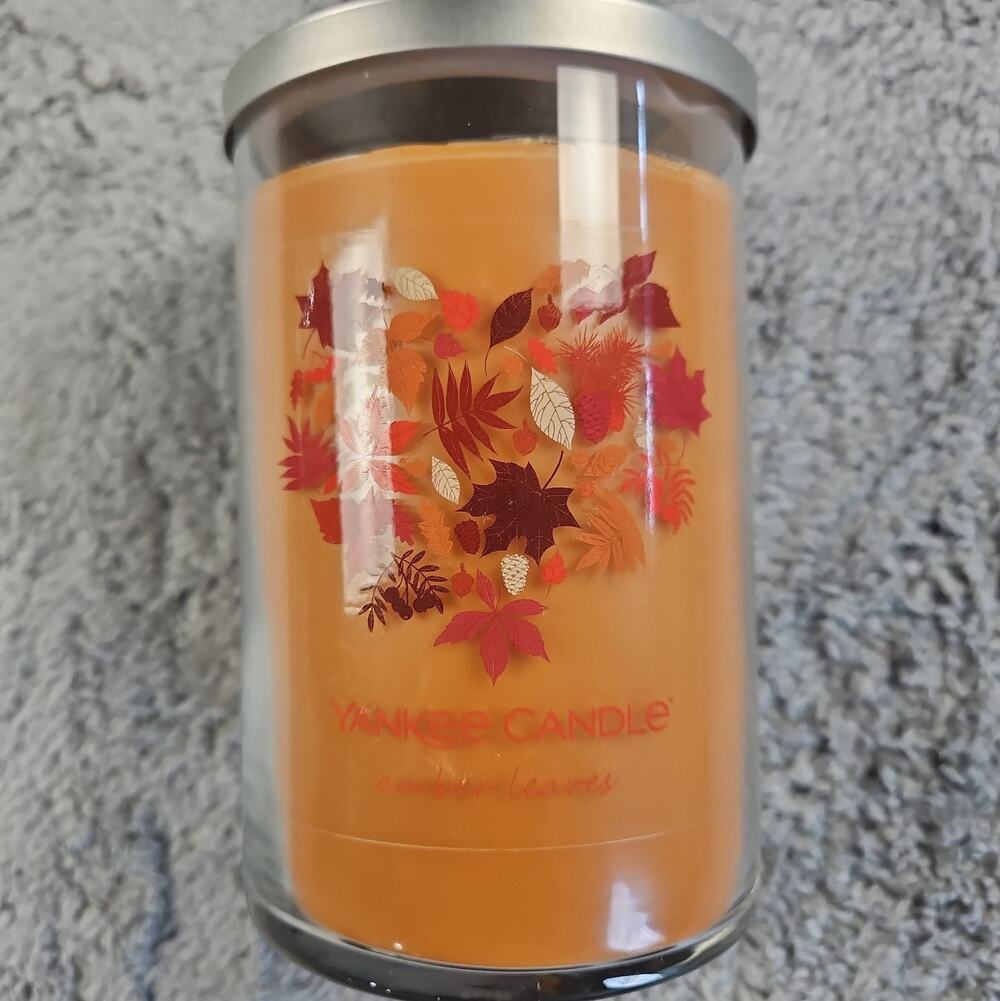 Yankee Candle Autumn Leaves Large Double Wick 22 oz Jar Candle